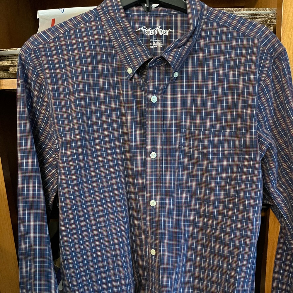 Men’s Eddie Bauer Legend Wash long sleeve button down size L